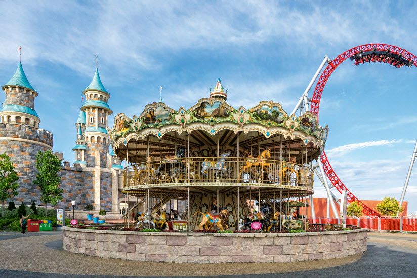 Парк аттракционов Vialand