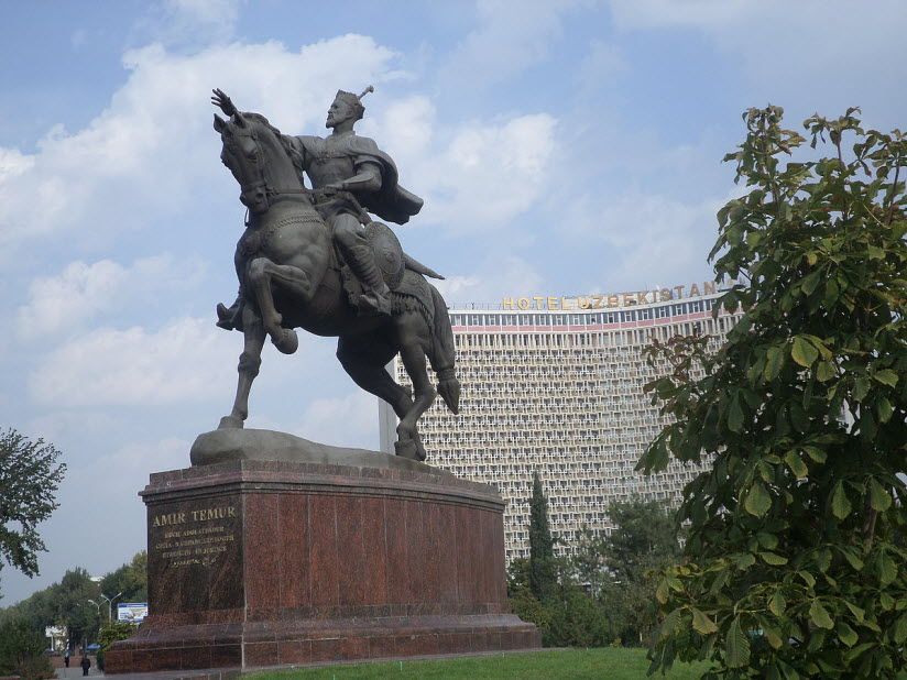Памятник Тимуру (Тамерлану)