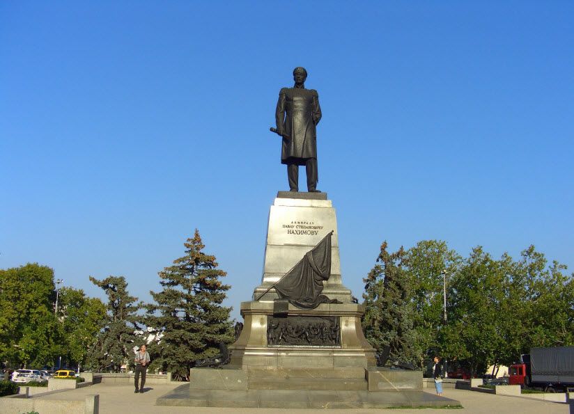 Памятник П.С. Нахимову