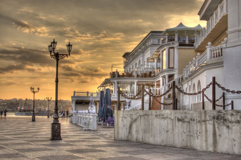 Приморский бульвар