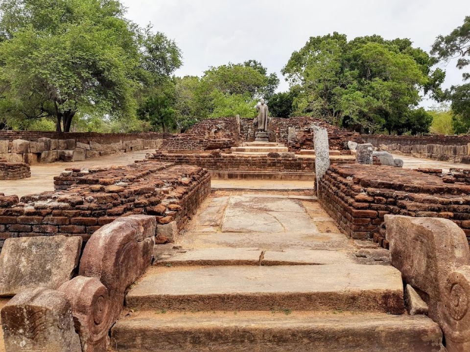 Velgam Vehera Buddhist Temple